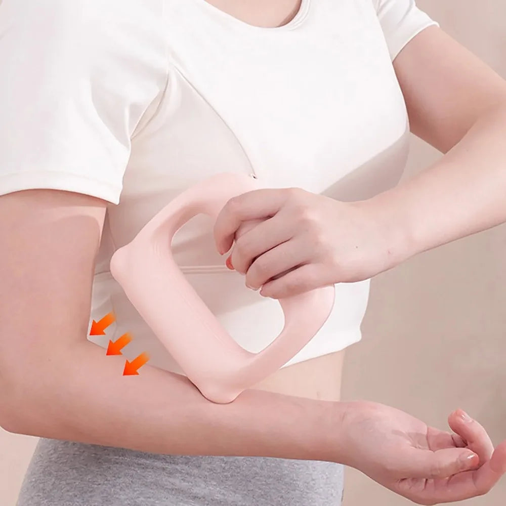 Percussion Massage Gun en uso - foto real de producto